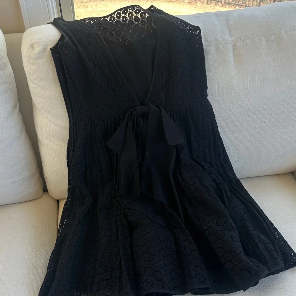 Betsey Johnson Black Lace Fit & Flare Dress w/ Open V Back Bow – Size 4 - Picture 6 of 13